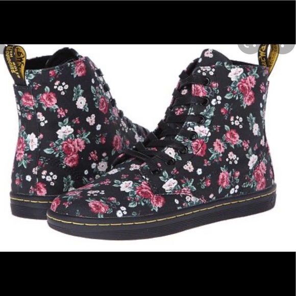 Dr. Martens Shoes - Doc Martens Hackney Floral Boots Size 6